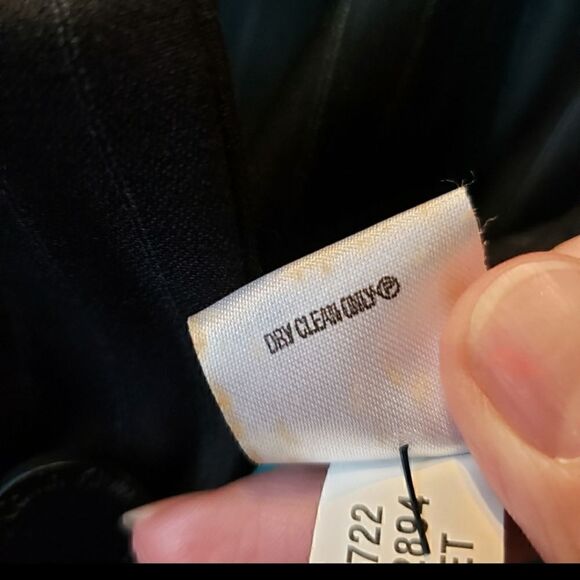 CALVIN KLEIN PINSTRIPE RUFFLED COLLAR CLASSIC BLAZER - Picture 8 of 10